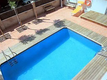 Apartamentos Caru Castelldefels Hiszpania