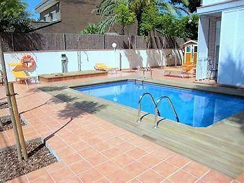 Apartament Apartamentos Caru Castelldefels