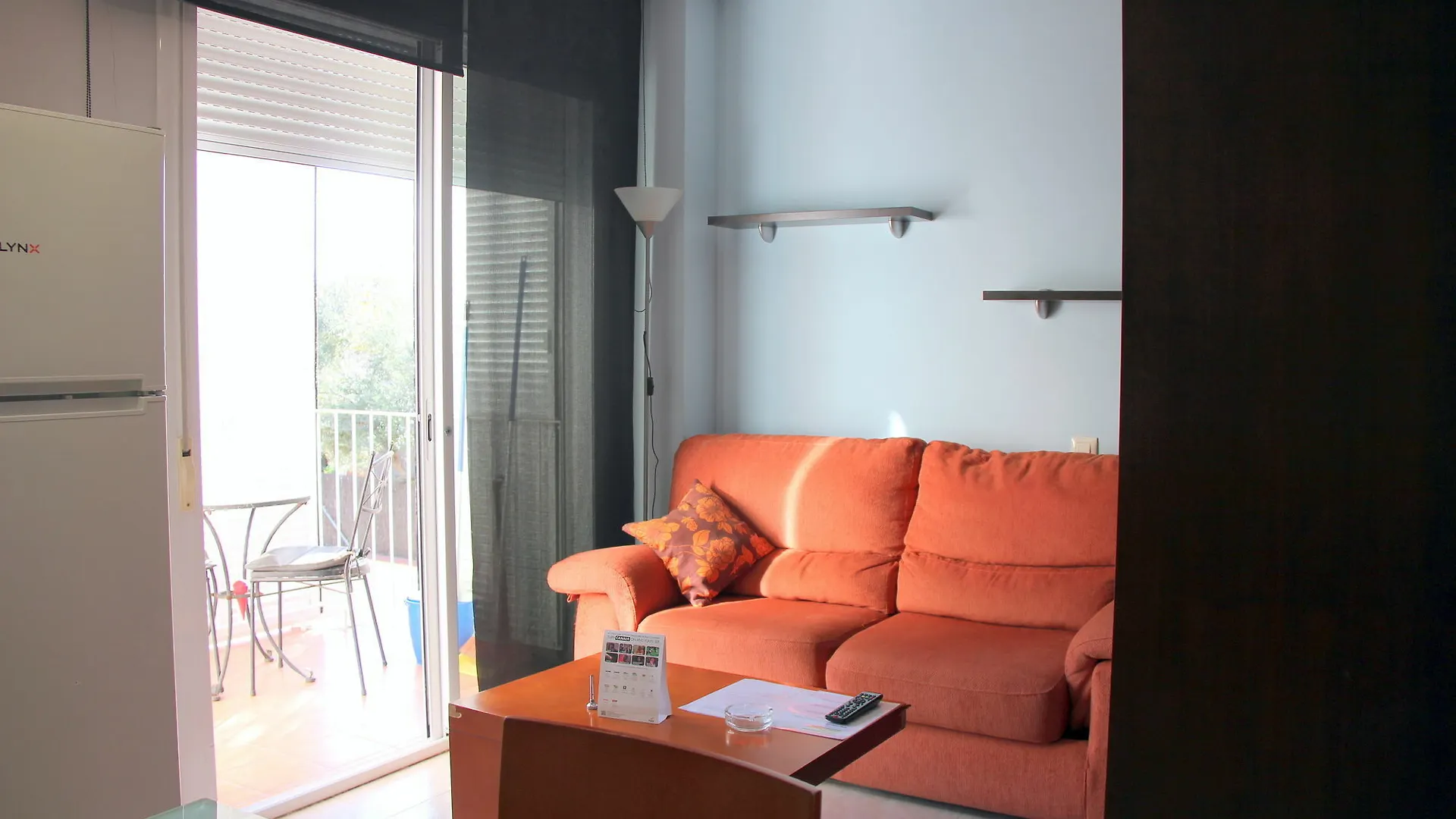 Apartament Apartamentos Caru Castelldefels